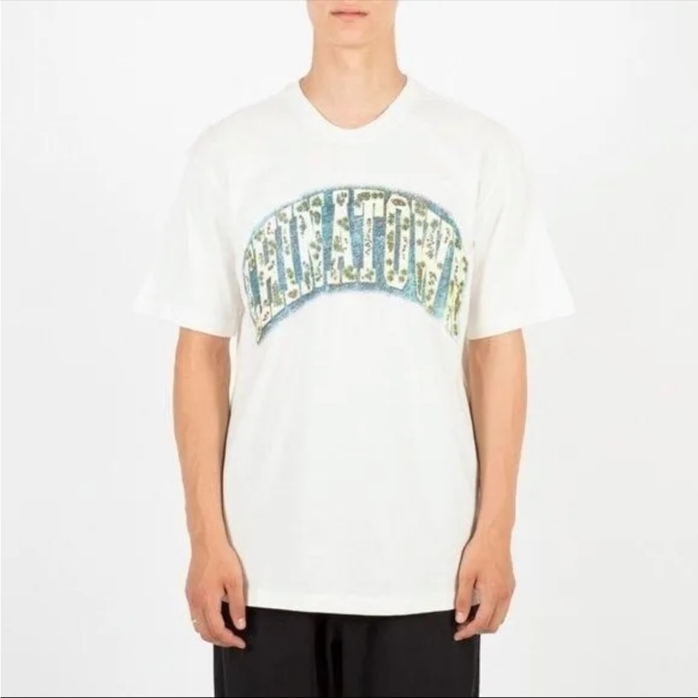 Chinatown Market Arc Island Men's T-Shirt Size L Tee